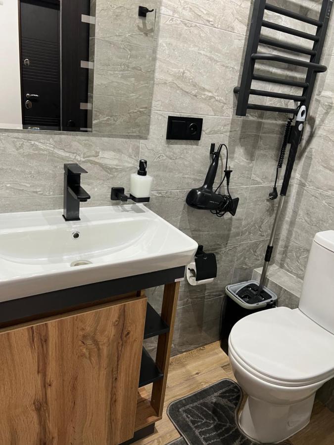 Cozy Loft На Староєврейській 24 リヴィウ エクステリア 写真